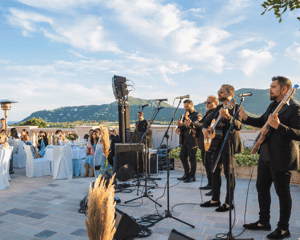 Band playing at incentive trip dinner