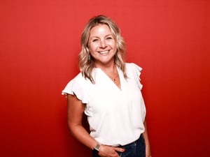 leslie taborga edited website headshot